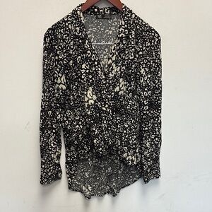 Zara printed high low top